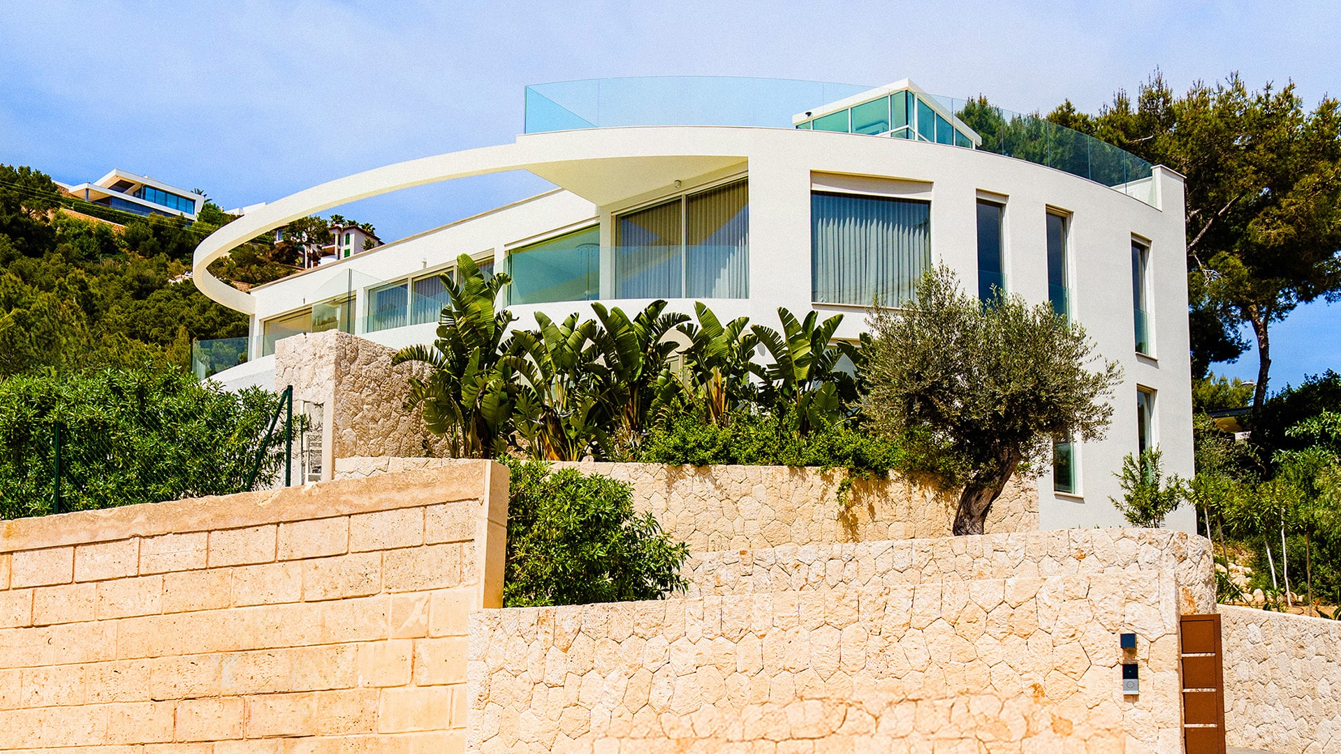 Villa mit moderner Architektur auf Mallorca