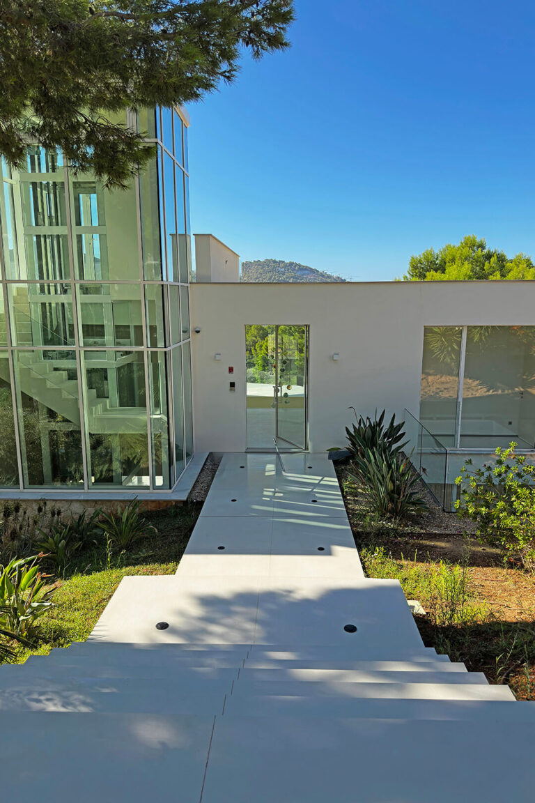 Villa_Mimosa_entrance